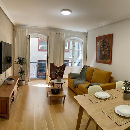 Piso Principal Apartment Ourense Bagian luar foto